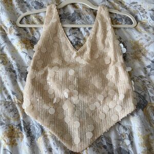 FLASH SALE 💕💕 Fashion Nova sequin sleeveless top tank sexy club
Going out small